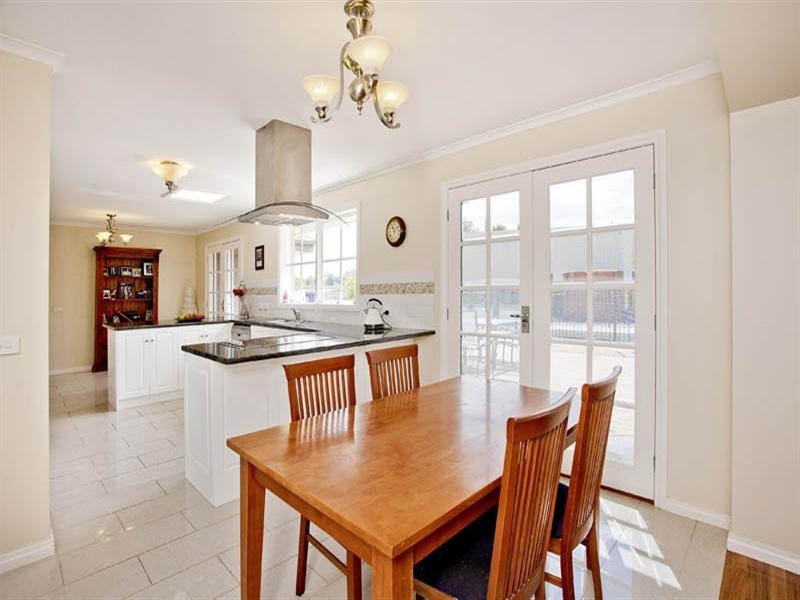 330 Evans Road, Lovely Banks VIC 3221