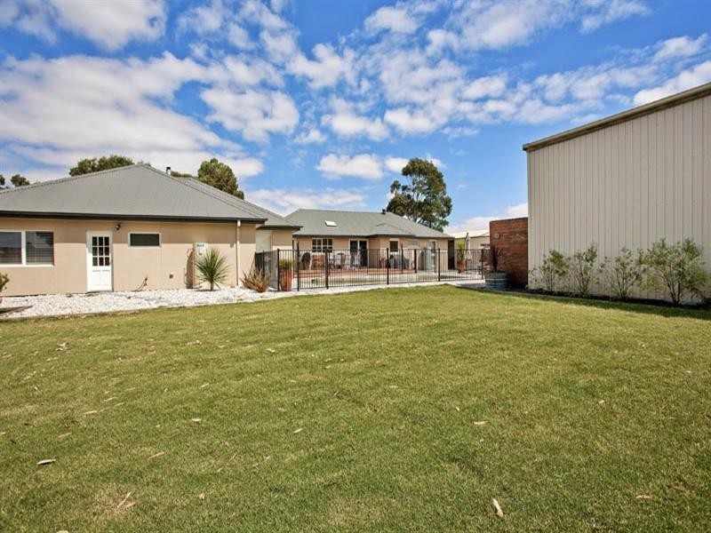 330 Evans Road, Lovely Banks VIC 3221