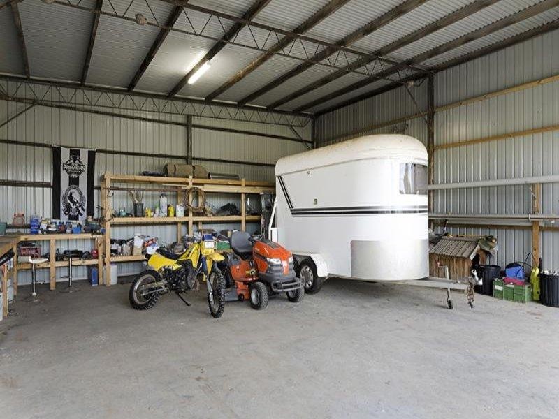 330 Evans Road, Lovely Banks VIC 3221