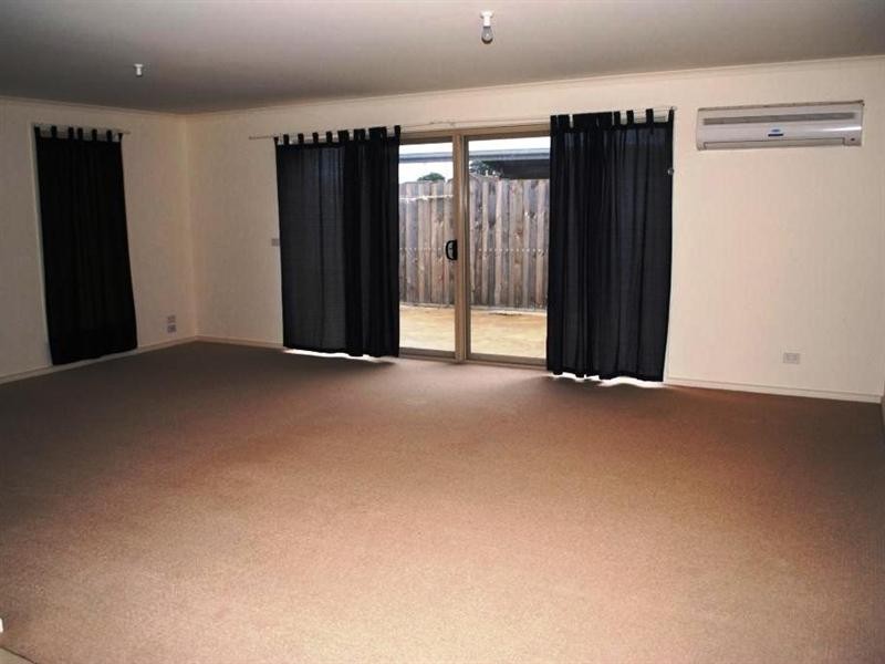 13 Yalloak Street, Norlane VIC 3214