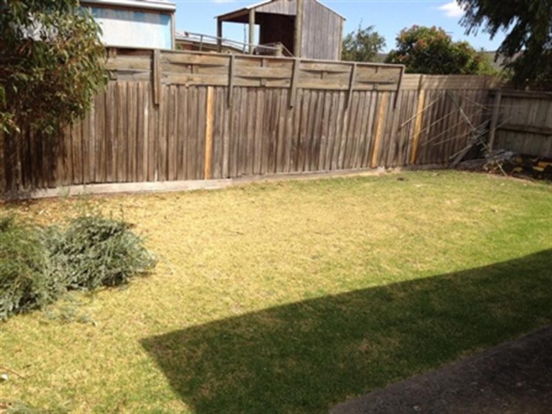 2/145 Torquay Road, Grovedale VIC 3216