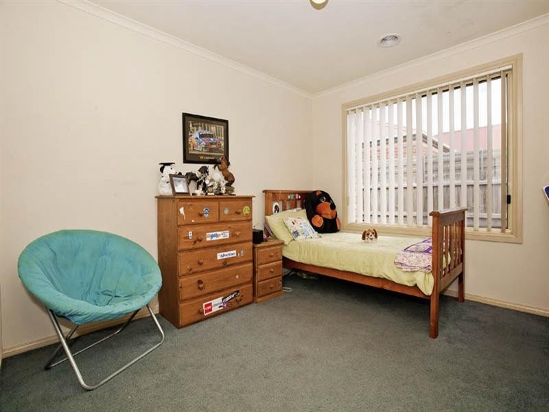 16 Magpie Close, Lara VIC 3212