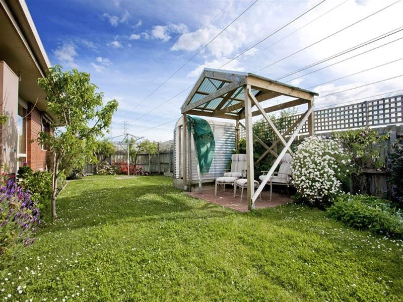 33 Caldermeade Road, Corio VIC 3214