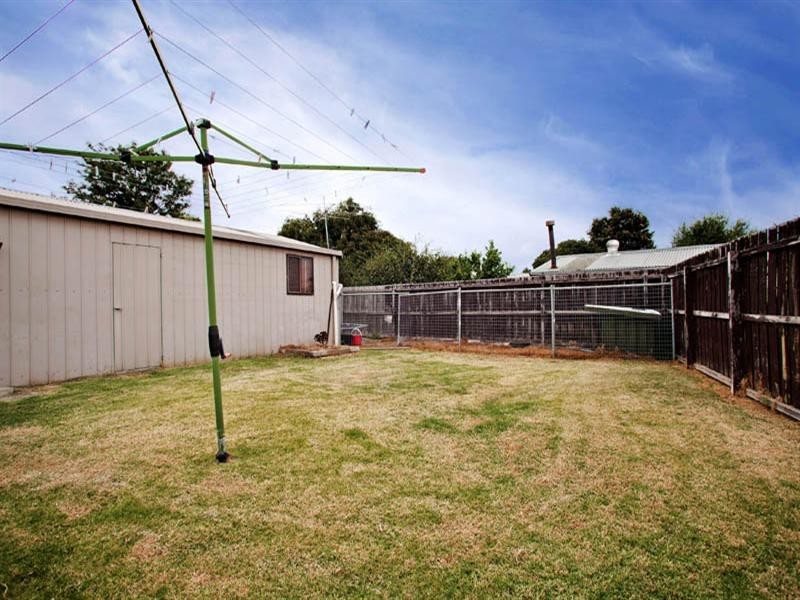 21 Buangor Street, Corio VIC 3214