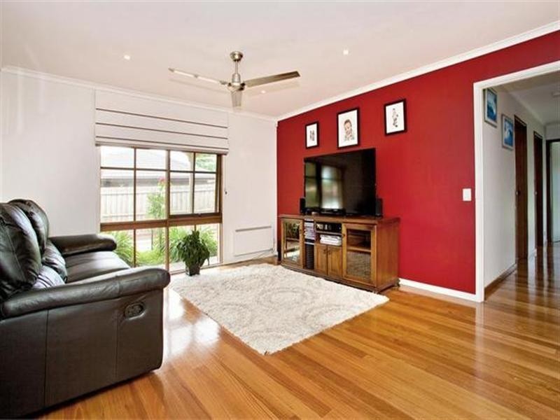 19 Sheeran Crescent, Lara VIC 3212