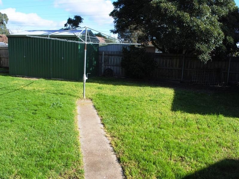 1 Lewis Place, Corio VIC 3214