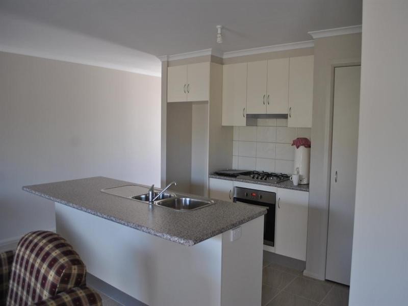 11 Endeca Court, Lovely Banks VIC 3221