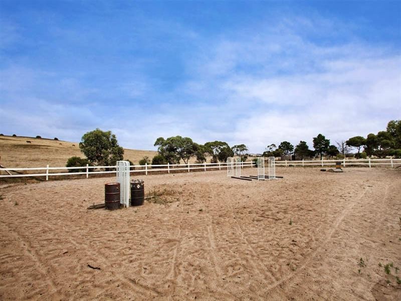 655 Bacchus Marsh Road, Lara VIC 3212
