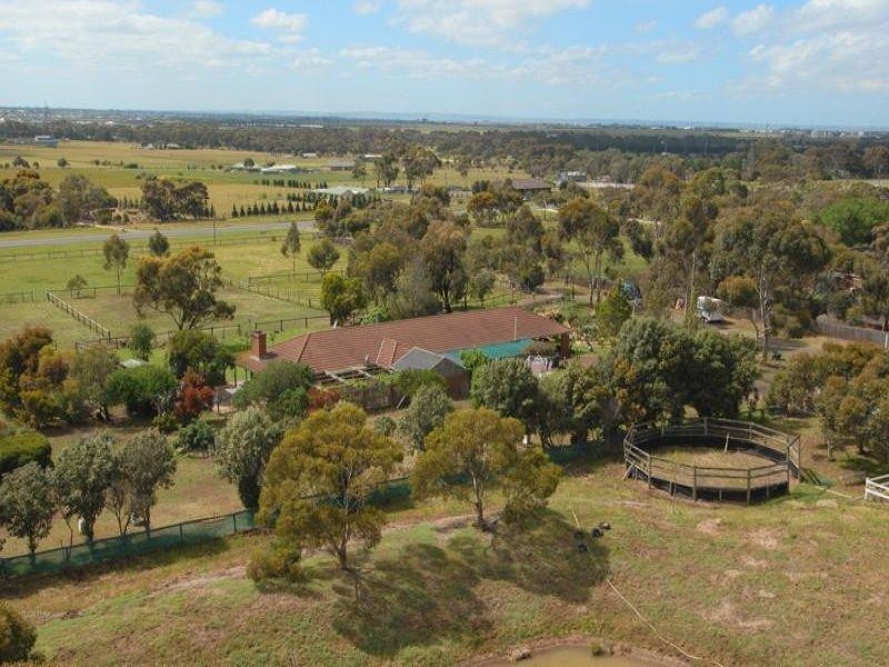 655 Bacchus Marsh Road, Lara VIC 3212