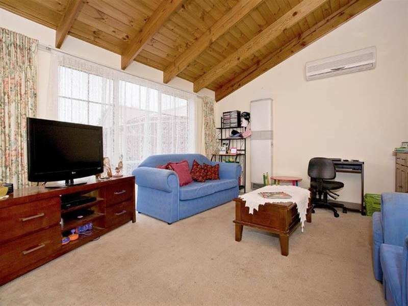 Unit 2/3 Swindon Court, Lara VIC 3212