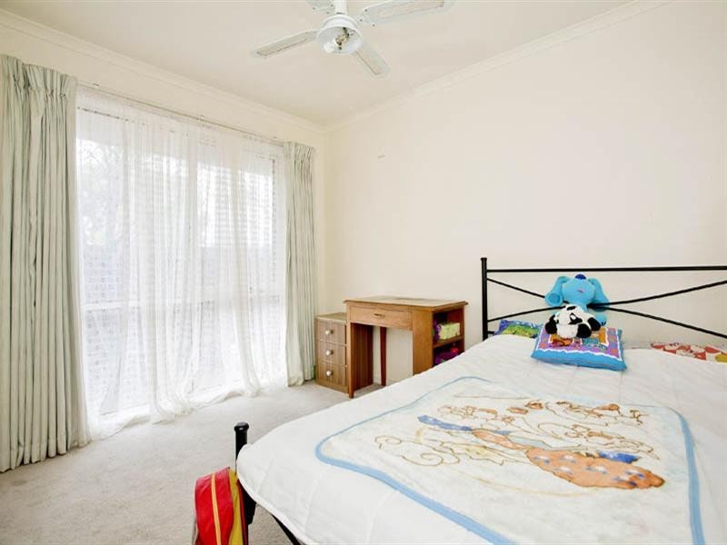 Unit 2/3 Swindon Court, Lara VIC 3212