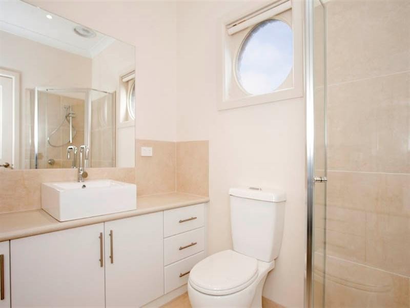 55 Moorhen Drive, Lara VIC 3212