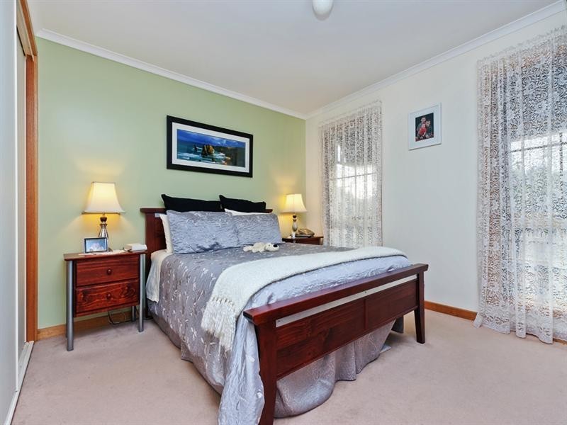 23 Blackbird Circuit, Lara VIC 3212