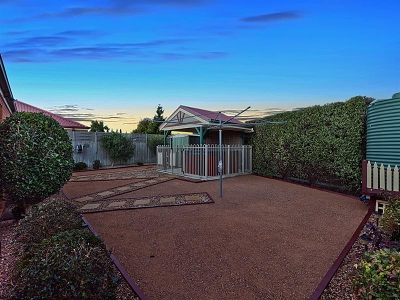 23 Blackbird Circuit, Lara VIC 3212