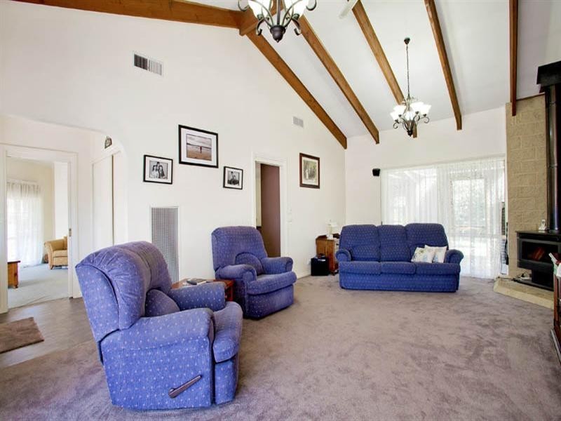 36 Young Street, Lara VIC 3212