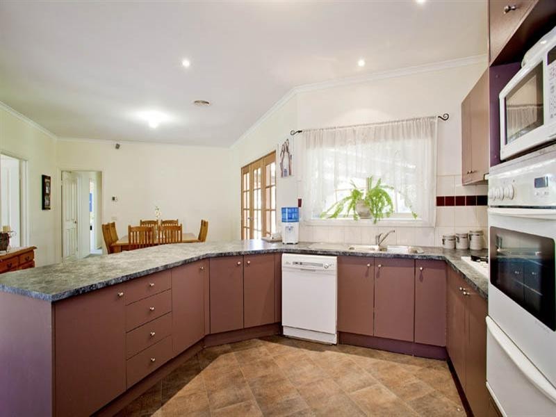 36 Young Street, Lara VIC 3212