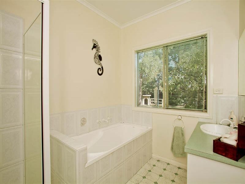 36 Young Street, Lara VIC 3212