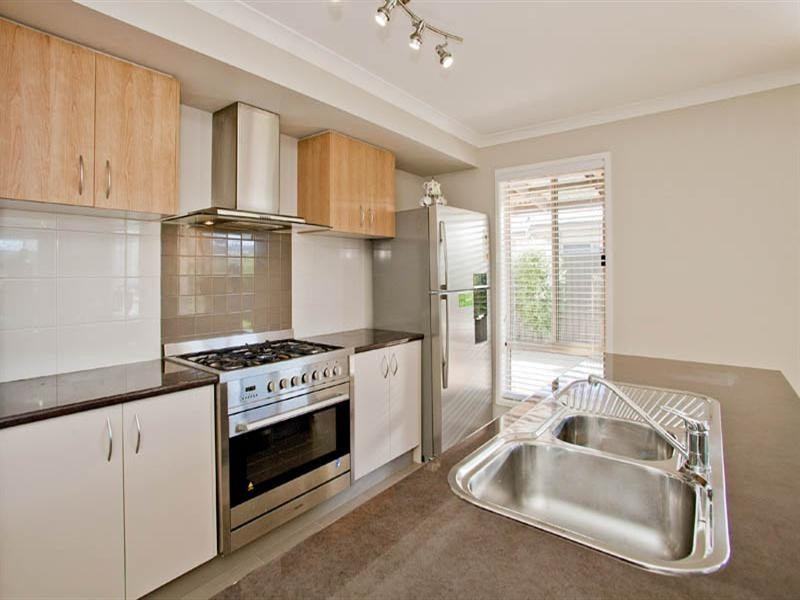 12 Springwater Drive, Lara VIC 3212