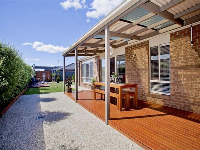 12 Springwater Drive, Lara VIC 3212