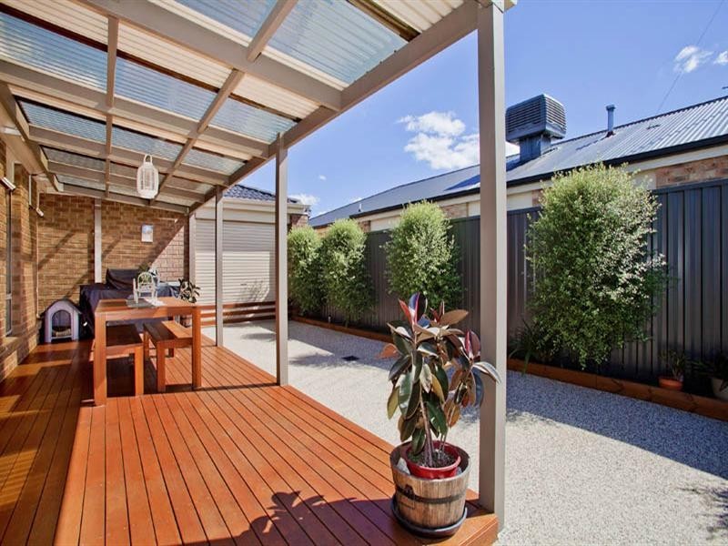 12 Springwater Drive, Lara VIC 3212