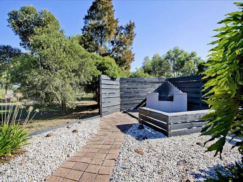 55 Kiddle Drive, Lara VIC 3212