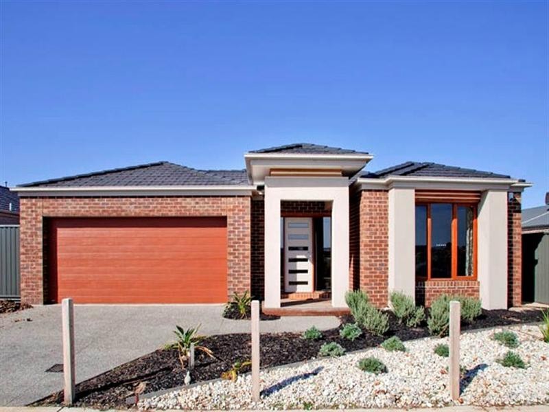 86 Eastlakes Boulevard, Lara VIC 3212