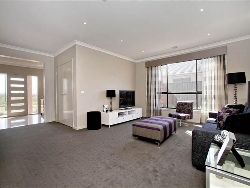 86 Eastlakes Boulevard, Lara VIC 3212