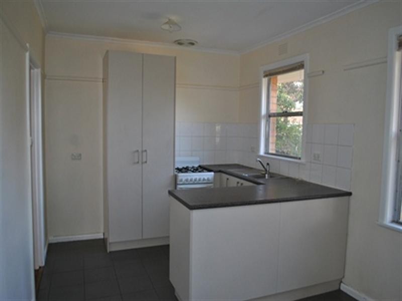 25 Dearborn Parade, Corio VIC 3214