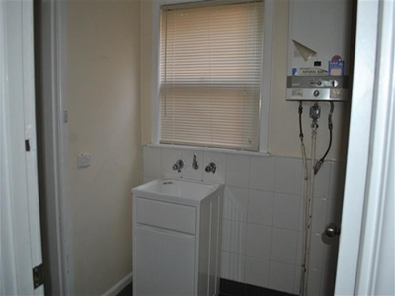 25 Dearborn Parade, Corio VIC 3214