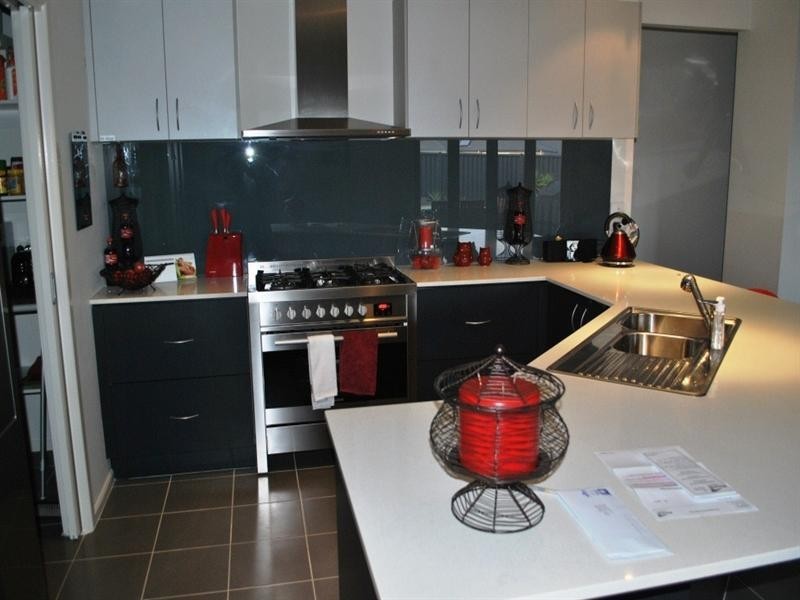 37 Nankeen Avenue, Lara VIC 3212