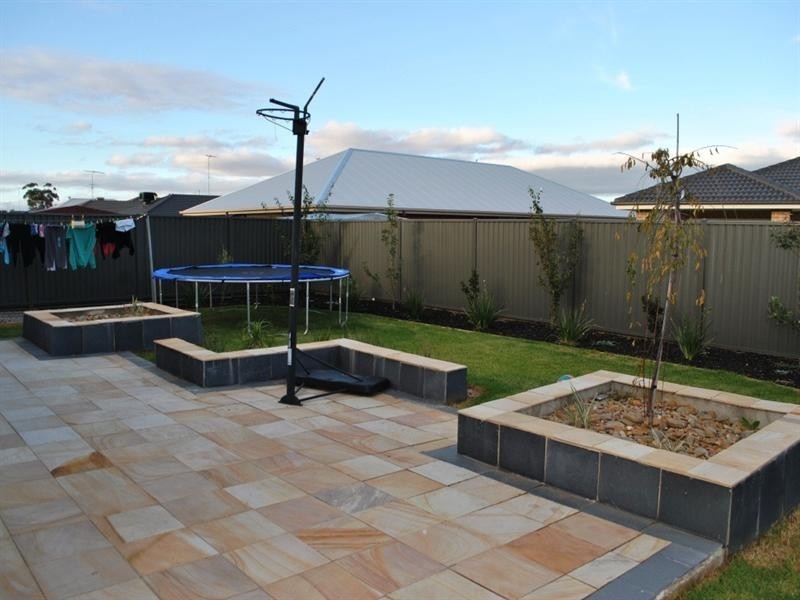 37 Nankeen Avenue, Lara VIC 3212