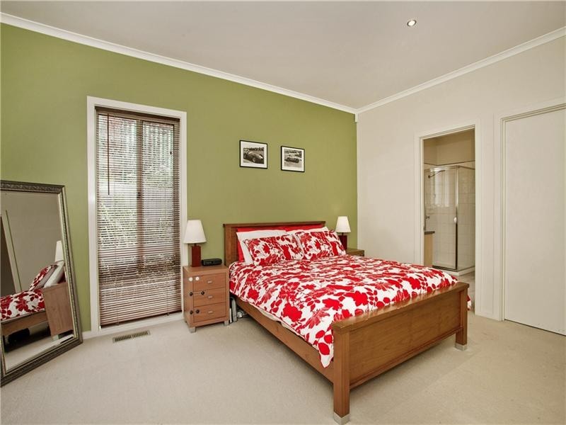 4 Veedale Court, Lara VIC 3212