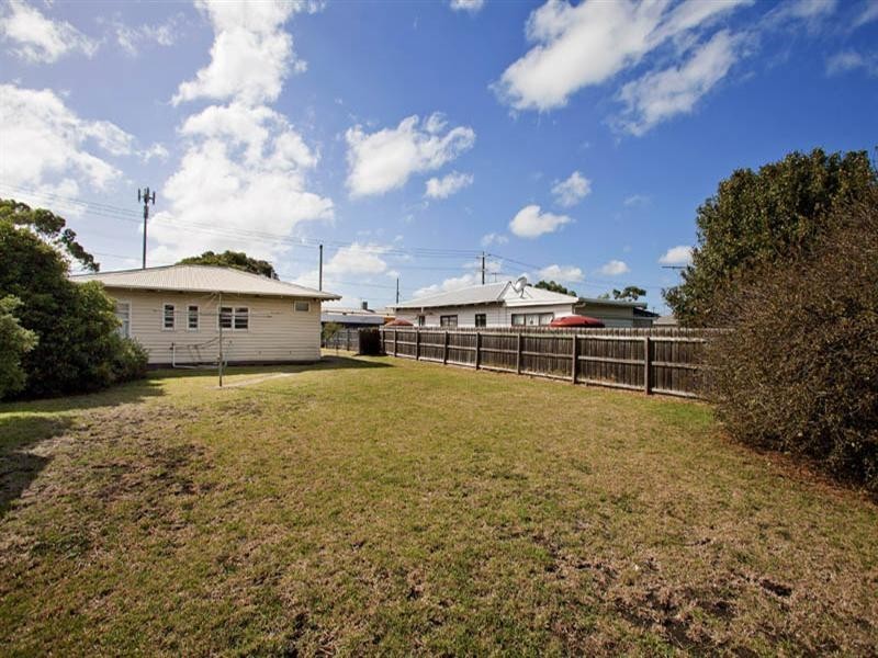 71 Station Street, Norlane VIC 3214