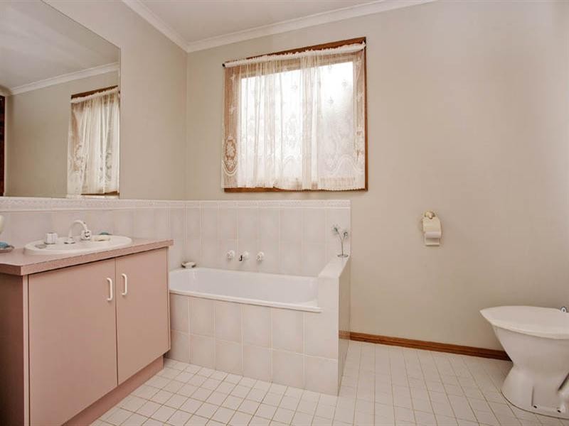 4/20 Scarlett Grove, Lara VIC 3212
