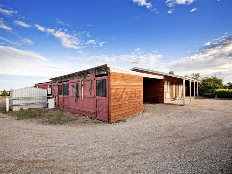 280 Cherry Swamp Road, Little River VIC 3211