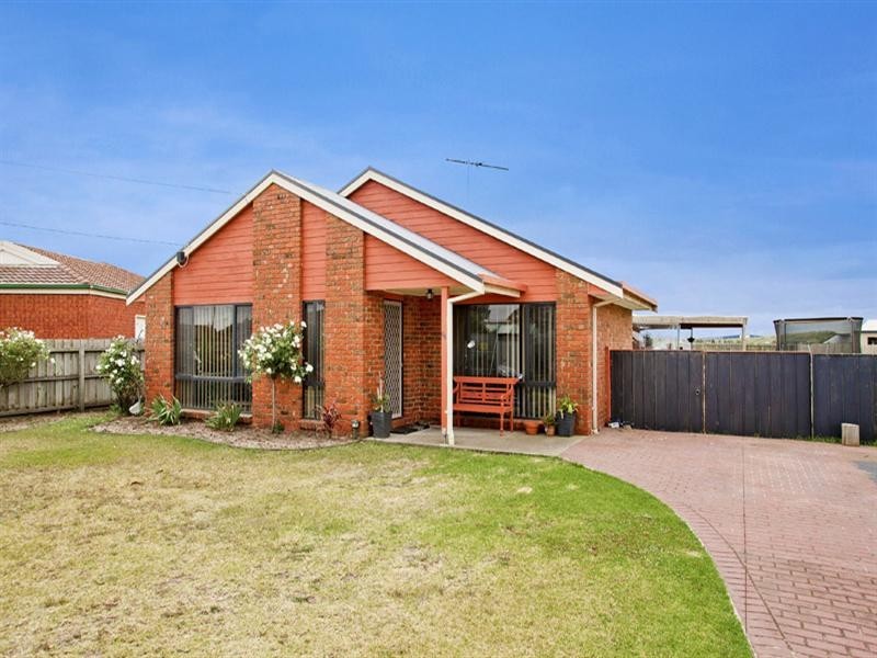 64 Fairbairn Drive, Corio VIC 3214