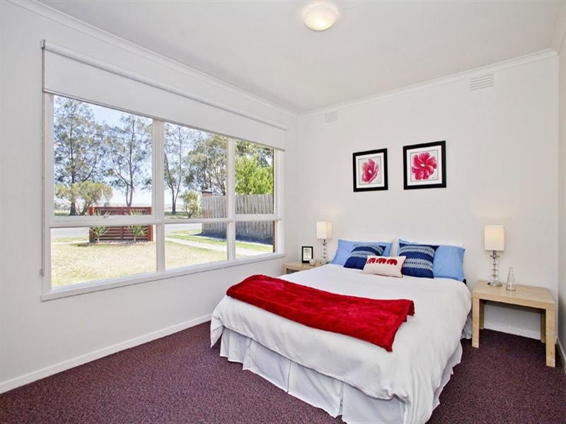 1/82 Hendy Street, Corio VIC 3214