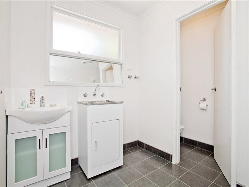 1/82 Hendy Street, Corio VIC 3214