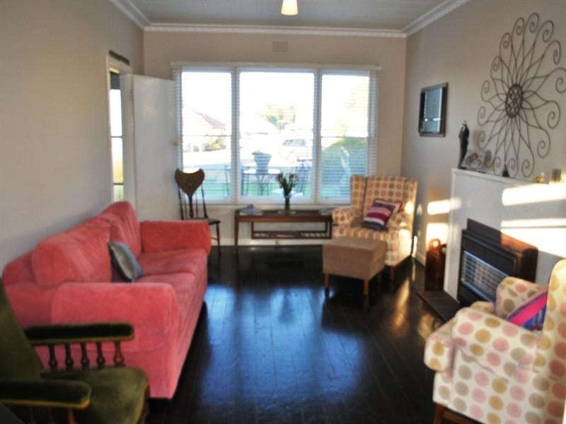 42 Forest Road, Lara VIC 3212