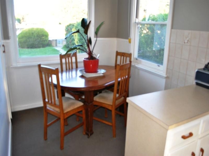 42 Forest Road, Lara VIC 3212