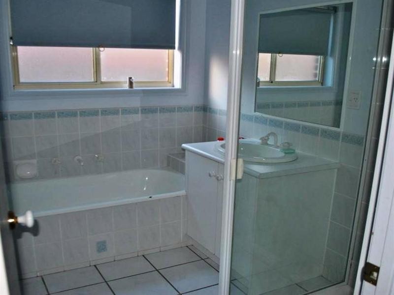 12 Moreland Avenue, Corio VIC 3214