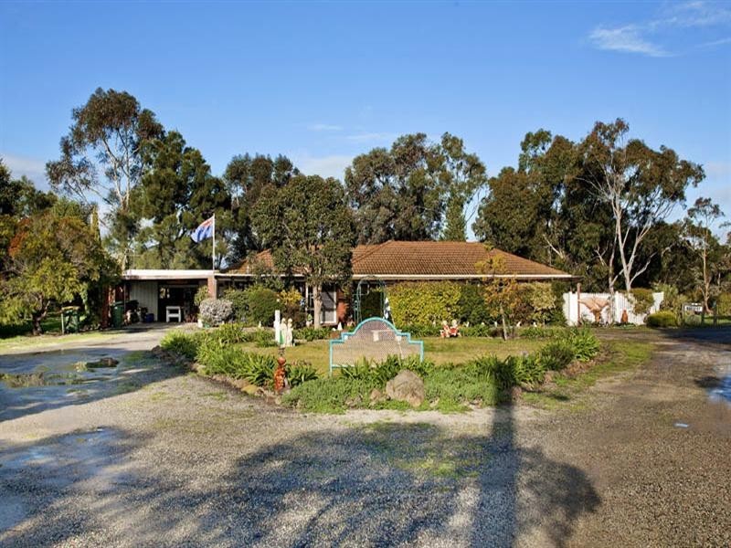 5 Karlton Close, Lara VIC 3212