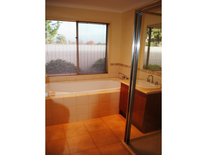 36 Smith Street, Grovedale VIC 3216