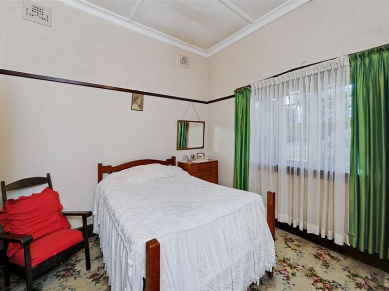 44 Royston Parade, Asquith NSW 2077