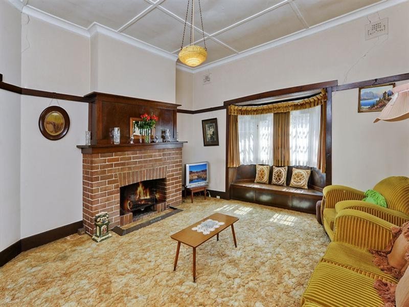 44 Royston Parade, Asquith NSW 2077