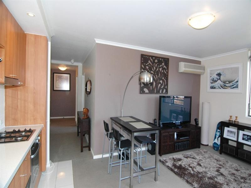 1707/41-45 Waitara Avenue, Waitara NSW 2077