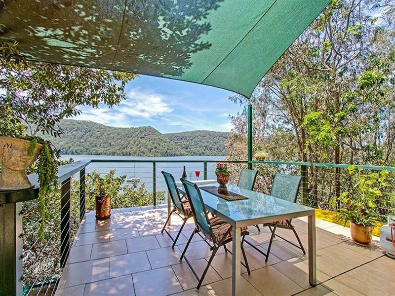 2 Milloo Parade, Cheero Point NSW 2083
