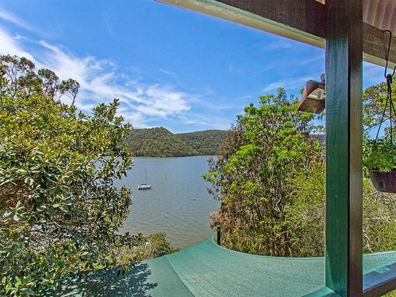 2 Milloo Parade, Cheero Point NSW 2083