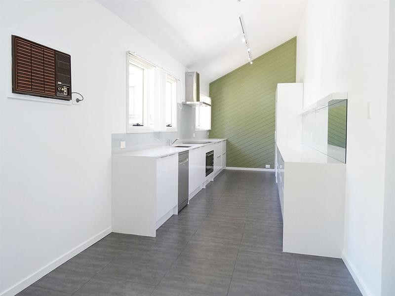 10 Carbeen Road, Westleigh NSW 2120