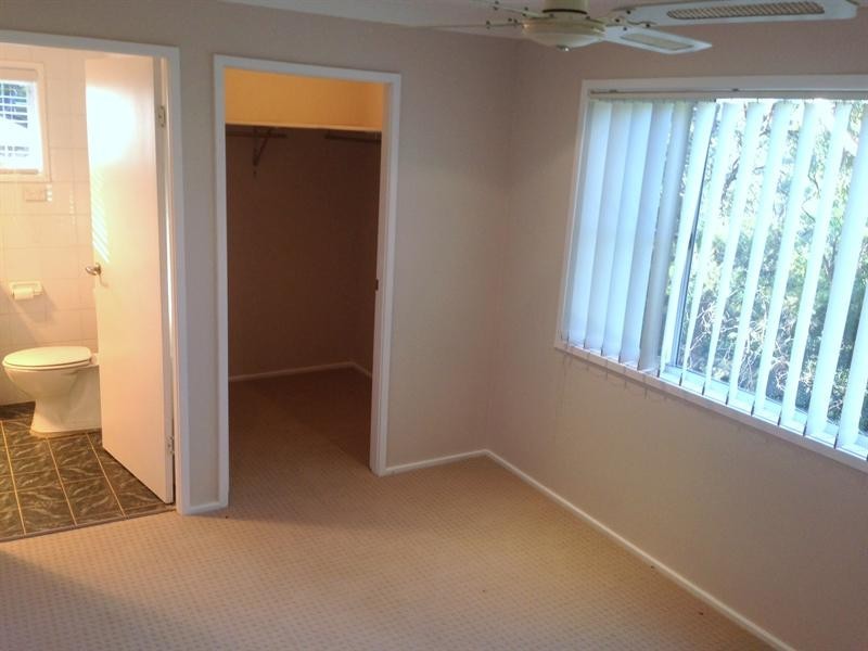 12 Wanawong Drive, Thornleigh NSW 2120